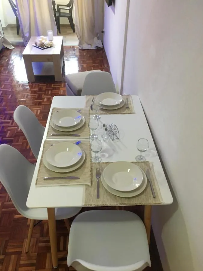 Larnaca Beach Apartment 1A 0*,