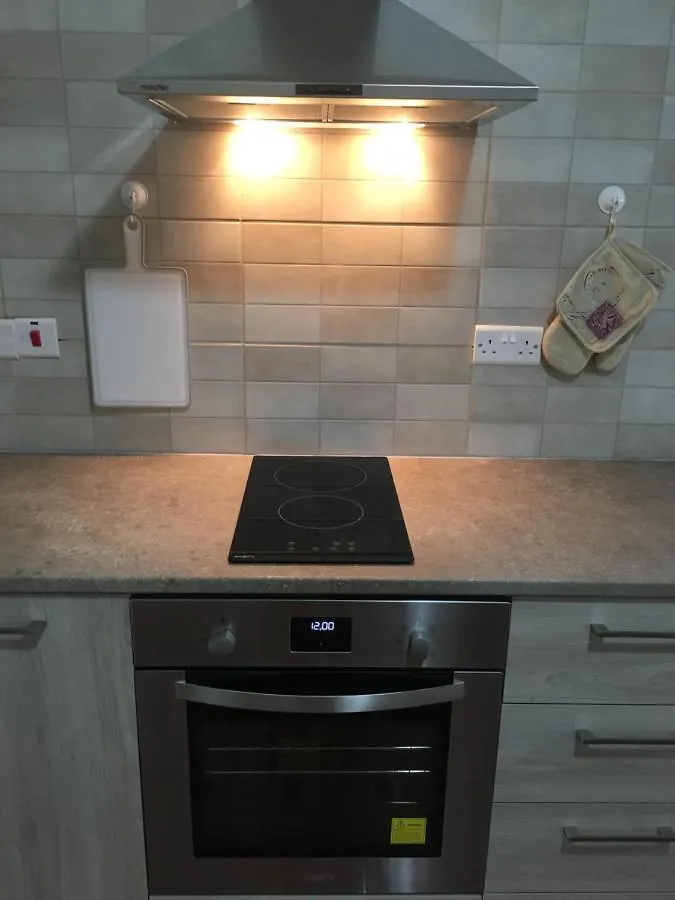 Larnaca Beach Apartment 1A